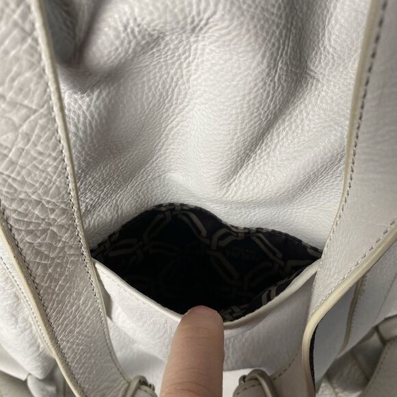 Perlina New York Backpack Purse White Beige Leather Adjustable Strap Gold Tone - Picture 6 of 15